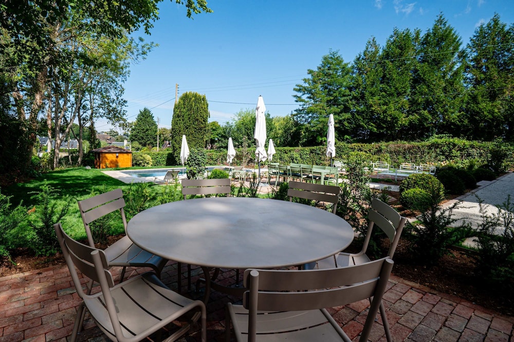 Villa des Reves Luxury in Villers Pool Jacuzzi Padel Court Close to Deauville