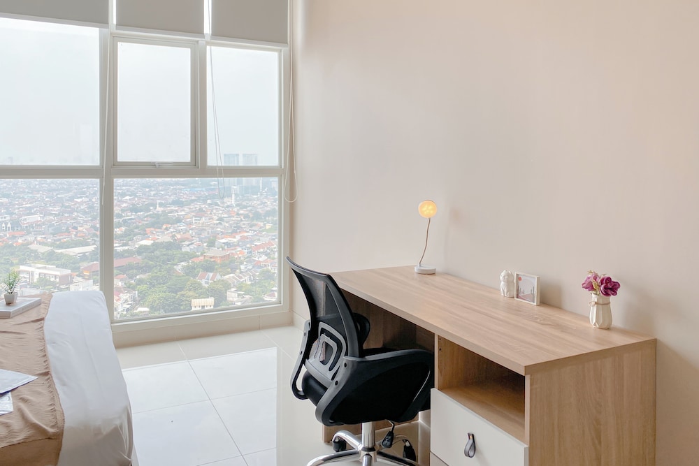 Best Deal and Elegant 2BR Apartment at Ciputra International