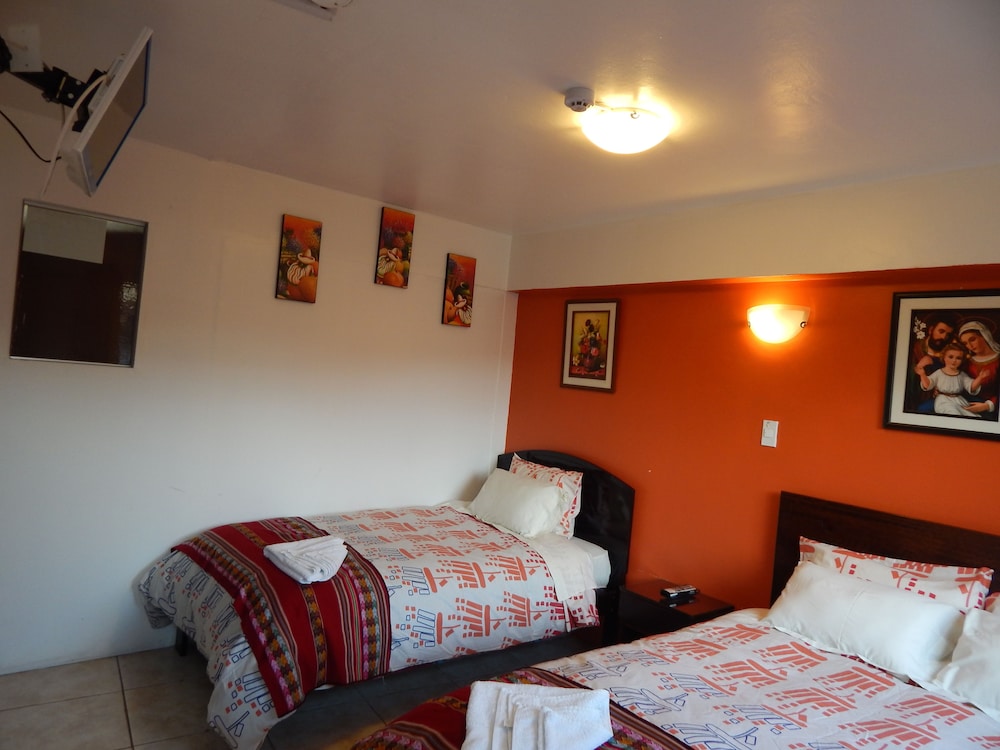 Qori punku - Hostel