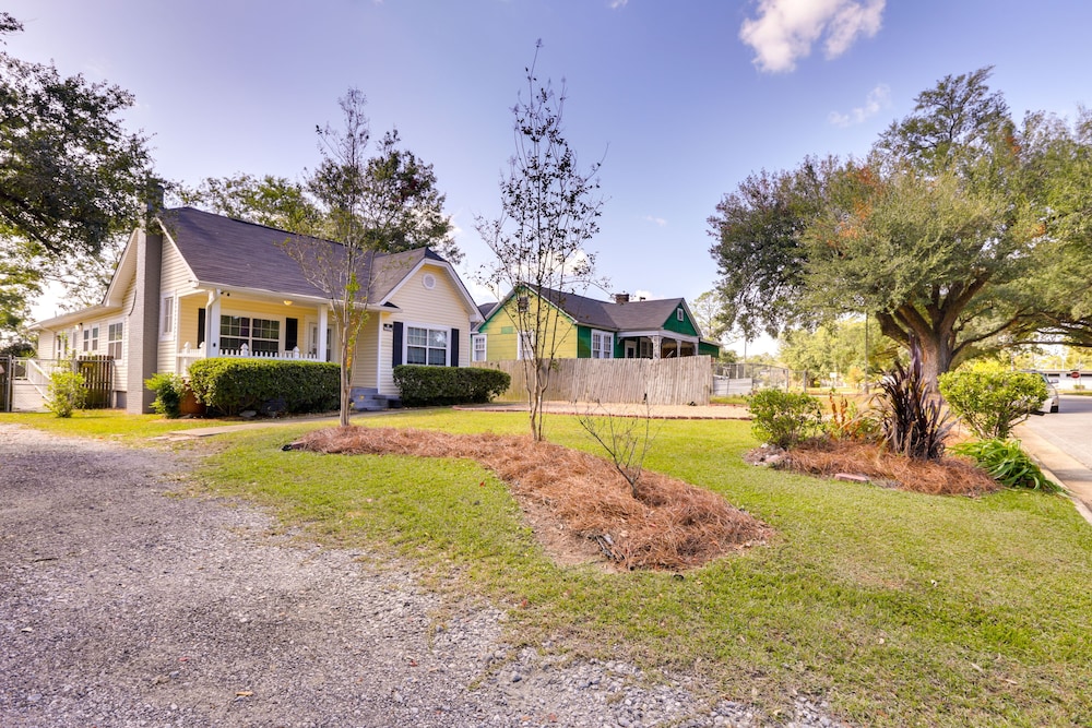 Spacious Albany Retreat Near Flint River Trail! view 5