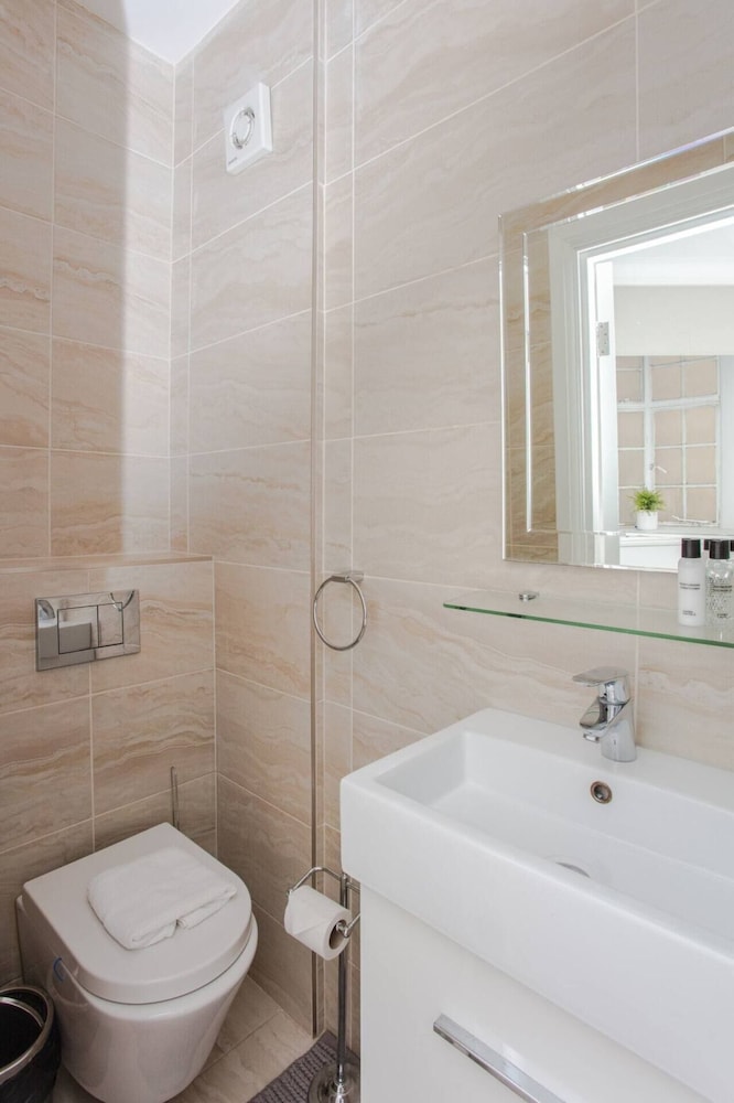Modern 2 Bedroom Apartment in Marble Arch