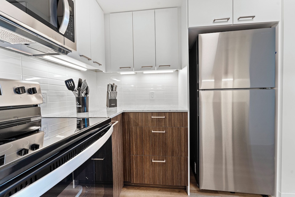Furnished Apts near Harvard Stadium