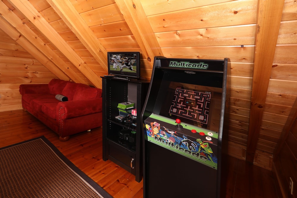 Wild Adventures - One Bedroom Cabin