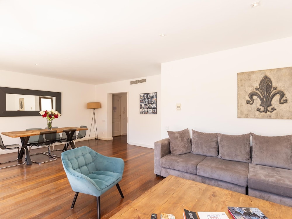 Apartamento Tico con Terraza