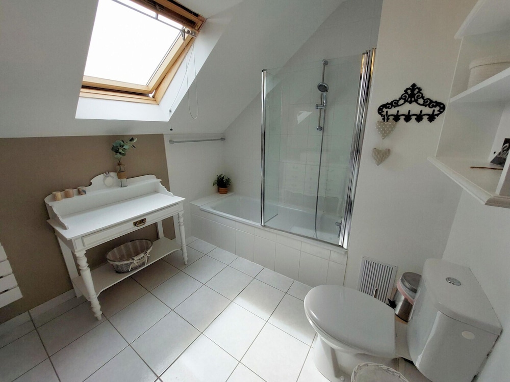 Beachfront Holiday Home in Guisseny