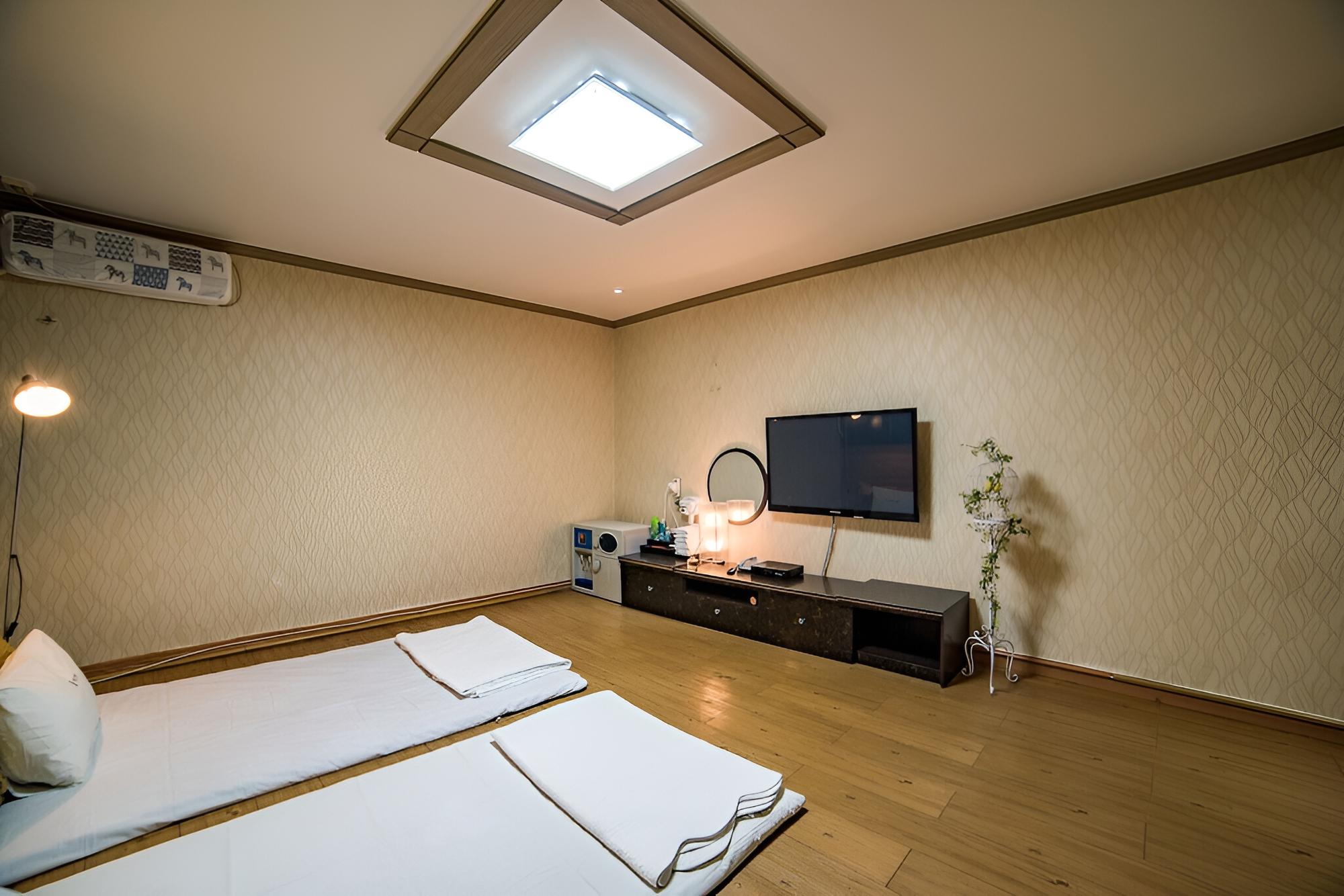 Jeonju Uadong Hyatt view 4