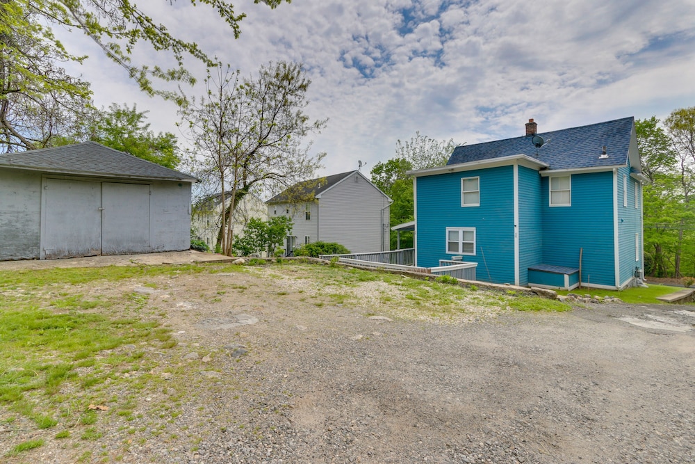 Pet-friendly Connecticut Retreat Near Golfing! - Property Image 4
