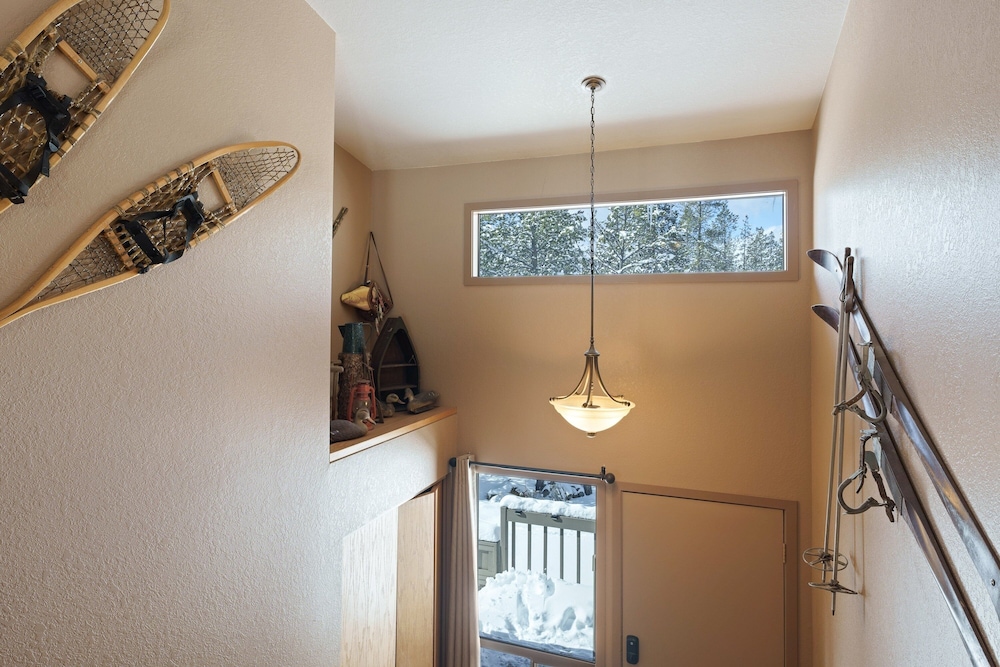 8 Umpqua Ln 4 Bedroom Home