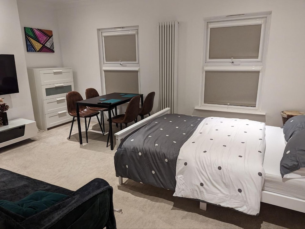 Fully-equipped Flat in the City of London