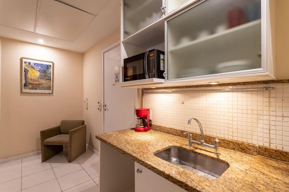 2 Minutes From Copacabana Beach Df408