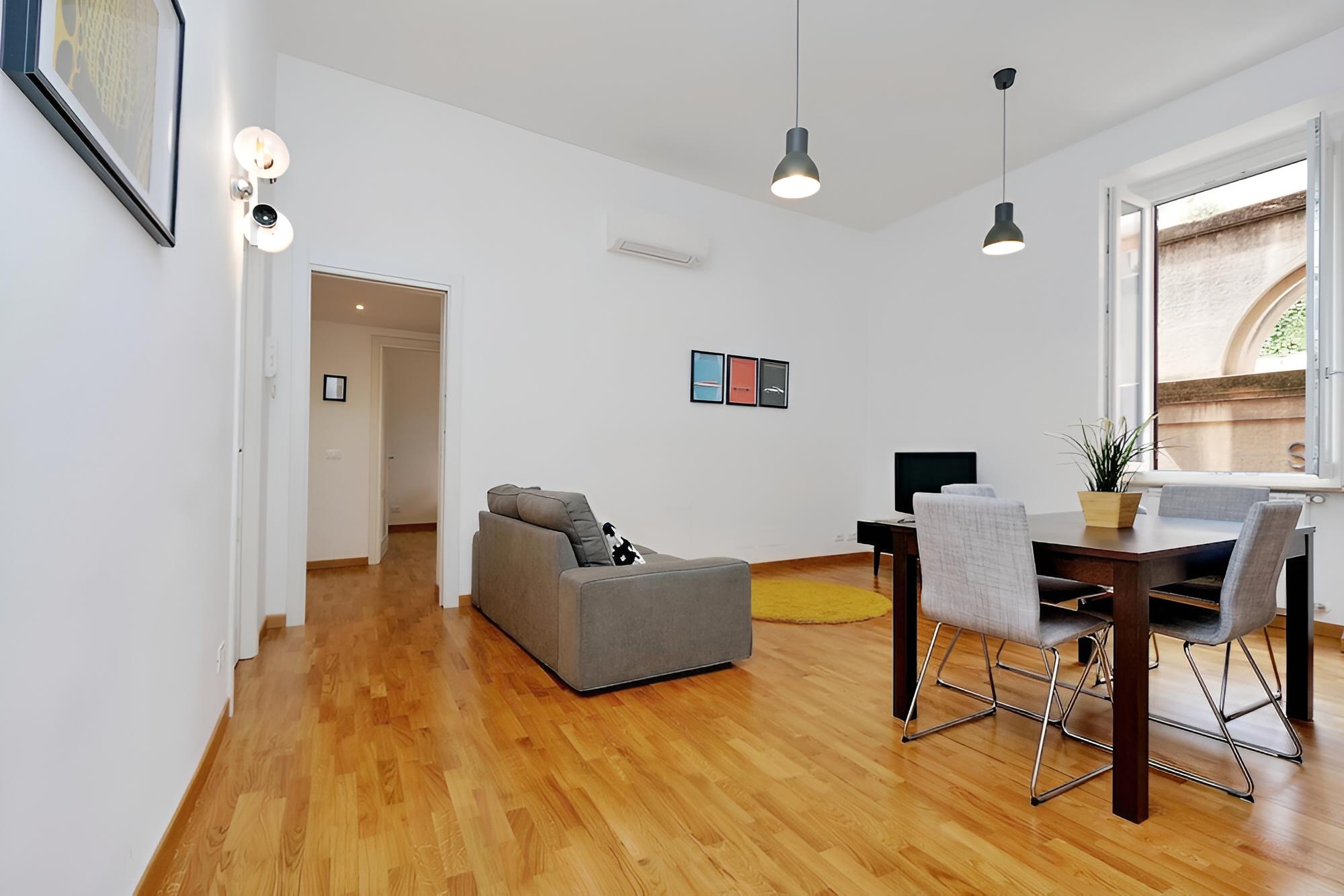 Rm-h501-dgar1a2 - Traiano Charme