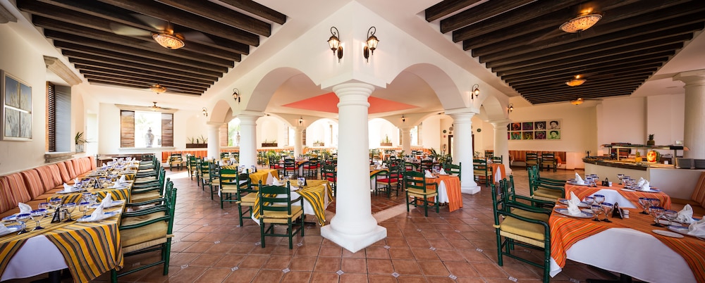 BlueBay Grand Esmeralda All Inclusive - Property Image 7