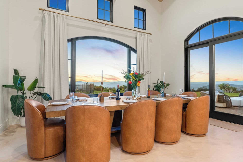 Infinity Pool, Theater, Pickleball + 360 Views Near Lake Poway Sunset Point Estate by Avantstay