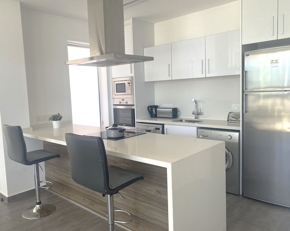 Ayia Napa Nissi Pearl Villas