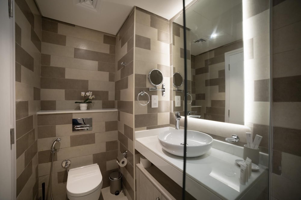 Signature Studio W Full Sea View on Palm Jumeirah
