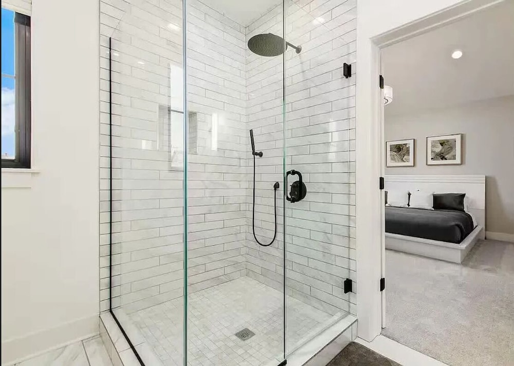 Jungle House Designer Residences – Downtown Columbus