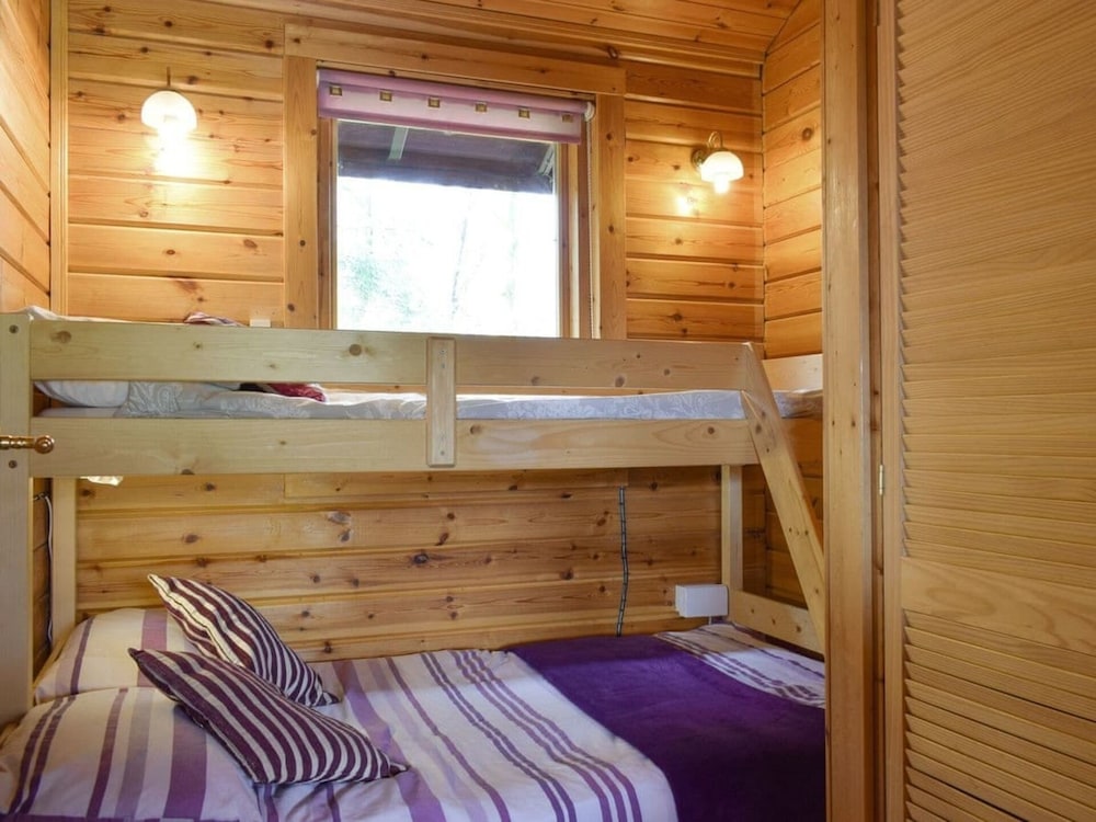 3-bed Lodge - Sleeps 7 - Hot Tub - Pet Friendly view 3