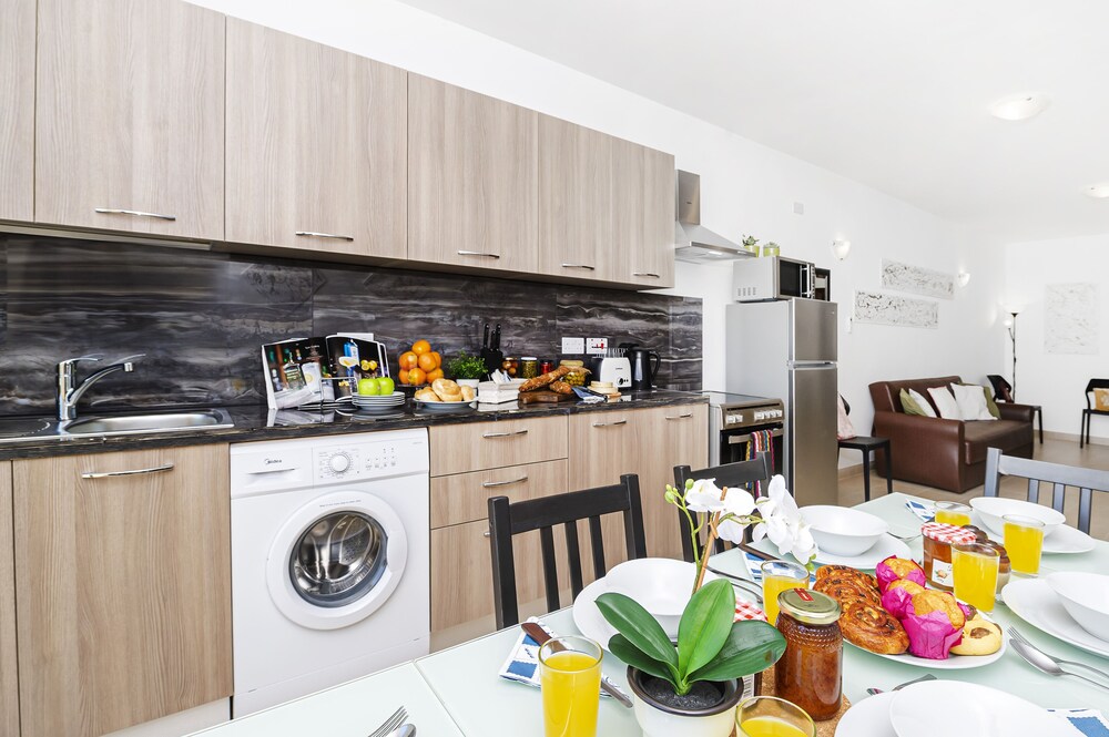 Mellieha Vacations - Summer Breeze Superior Apartment with Terrace by Getaways Malta - Property Image 23
