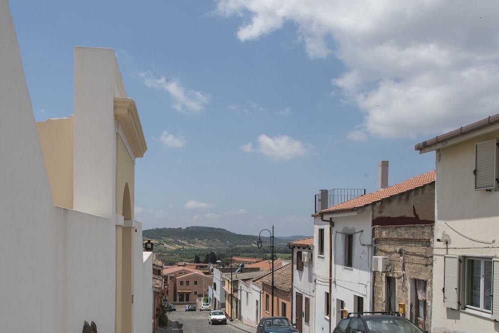 Villa Santadi Hotel