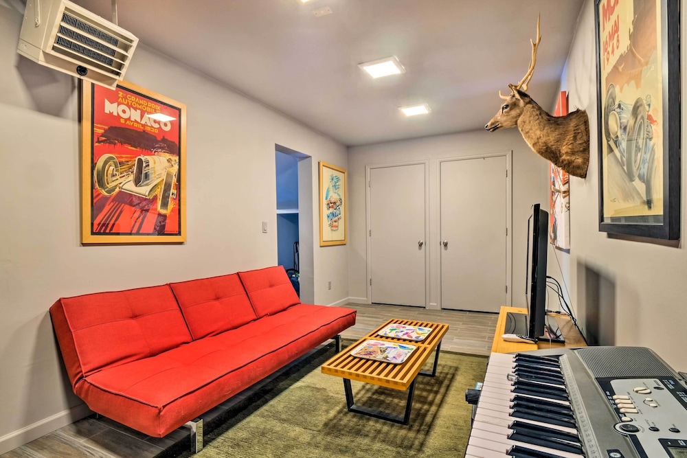 lounge