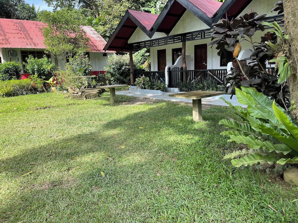 Nayon Inn