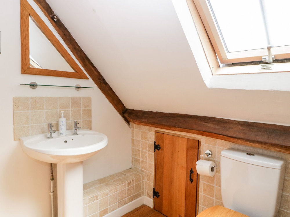 Tinkley Cottage