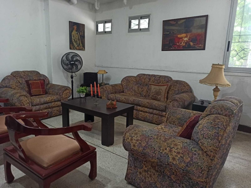 201 Apartamento Completo Rers en Versalles 3 Habitaciones - Cali Tower Suites & Lofts