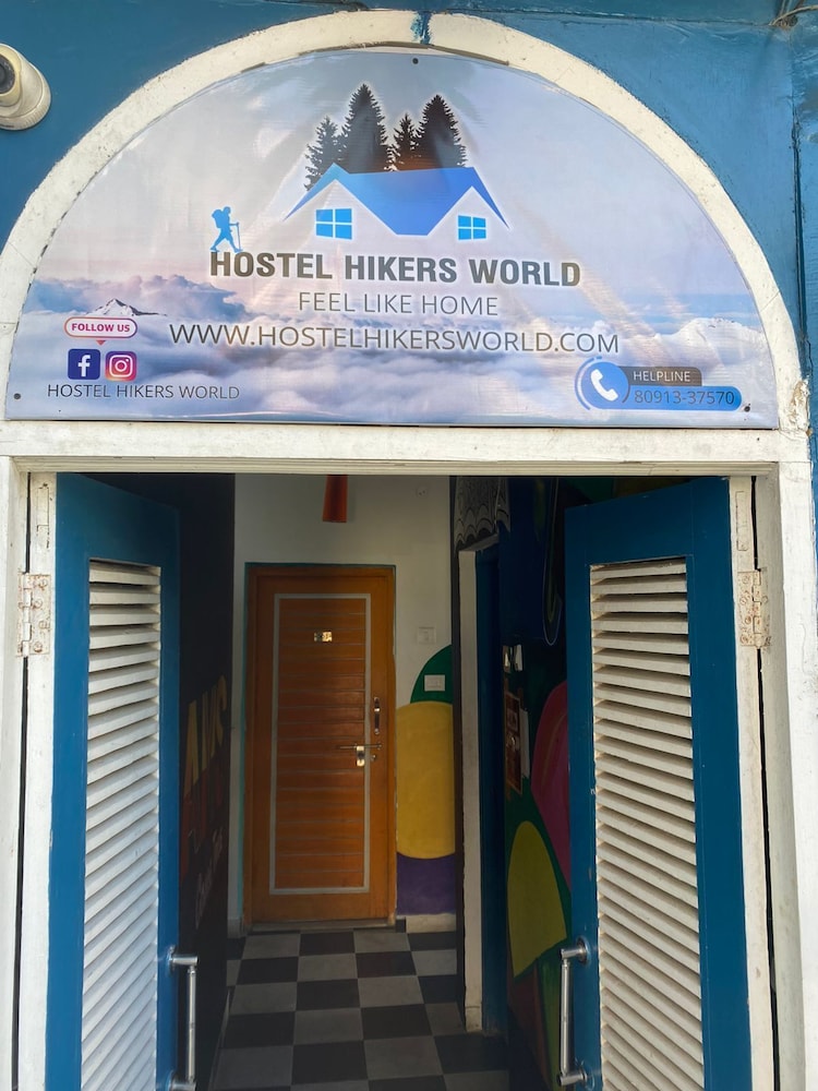 Hostel Hikers World view 2