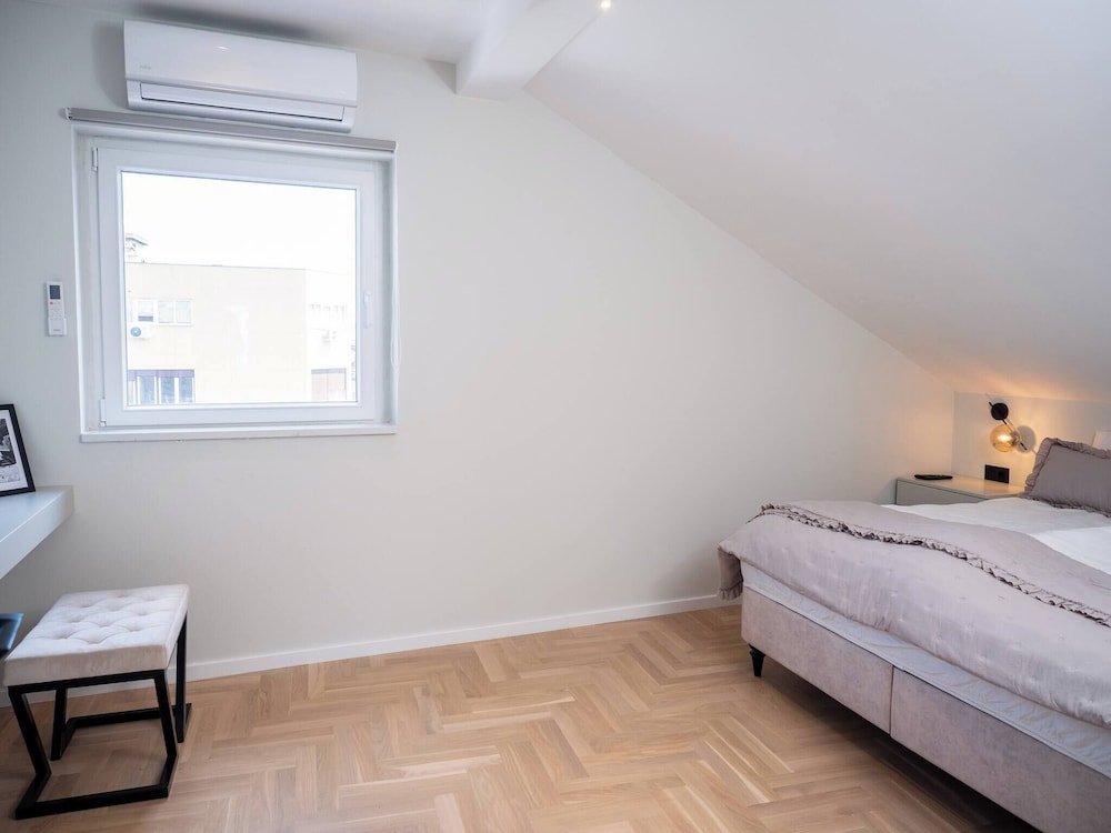Residence Republic Square- Luxury at Top Location