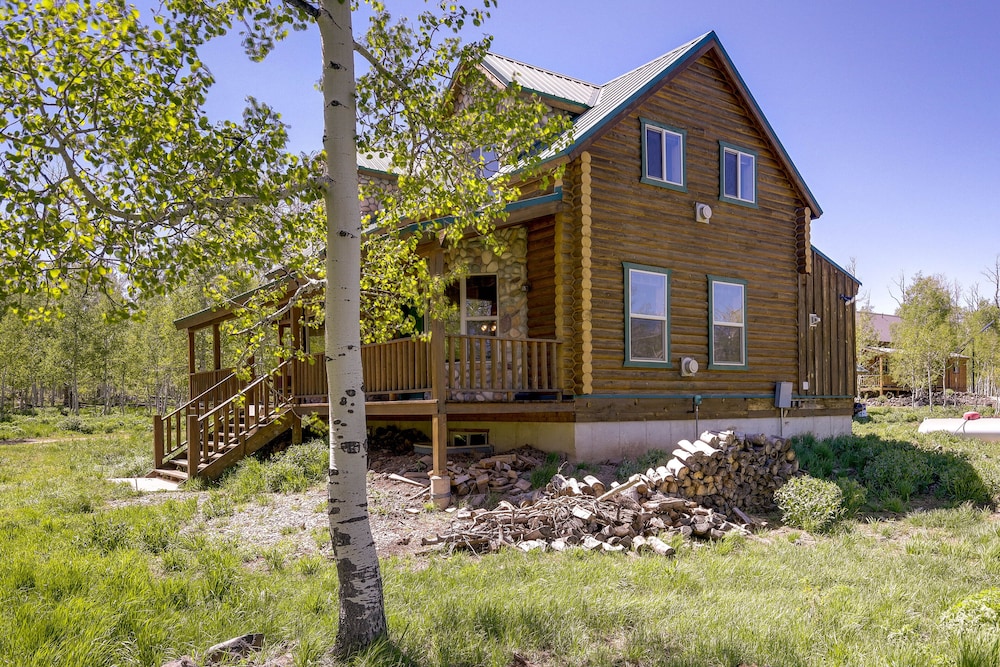 Remote Cedar City Cabin w/ Deck, Views, Fireplaces view 5