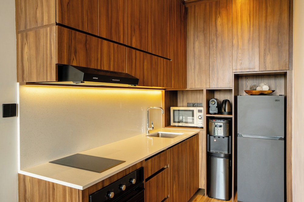 Avanya Apartments by Pertama Management