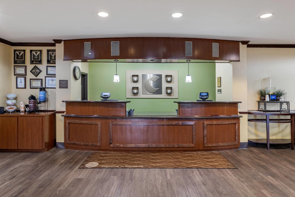 Comfort Inn & Suites Navasota view 2