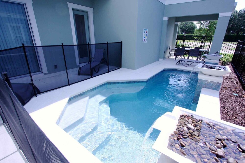 1517 Reunion - Image 2