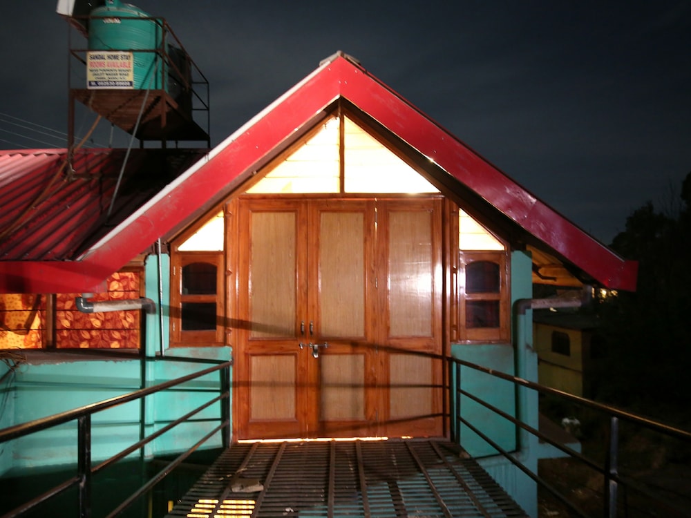 OYO 12223 Home Exotic Hill View Kasauli