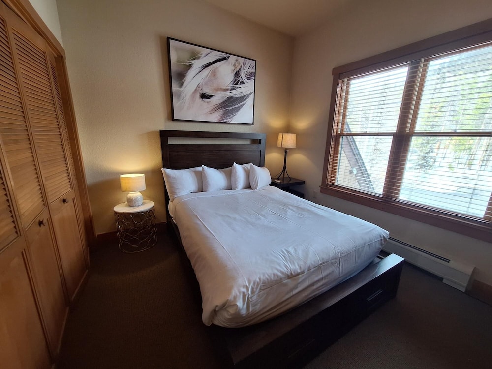 3br Red Hawk Townhome - Gondola Access 3 Bedroom Townhouse