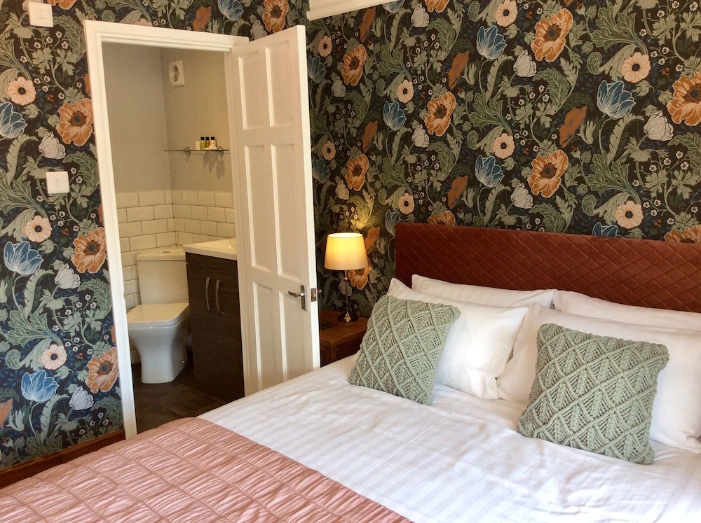 Lynton Vacations - Southcliffe Bed  Breakfast - Property Image 28