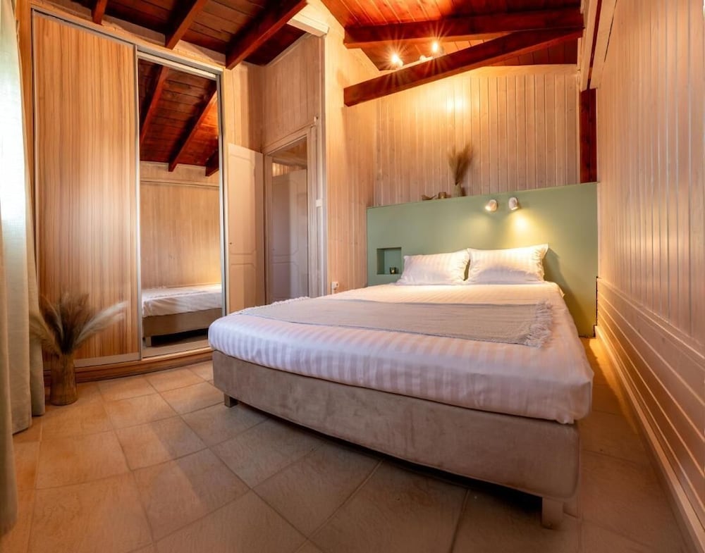 Harmony Sea View Apartment