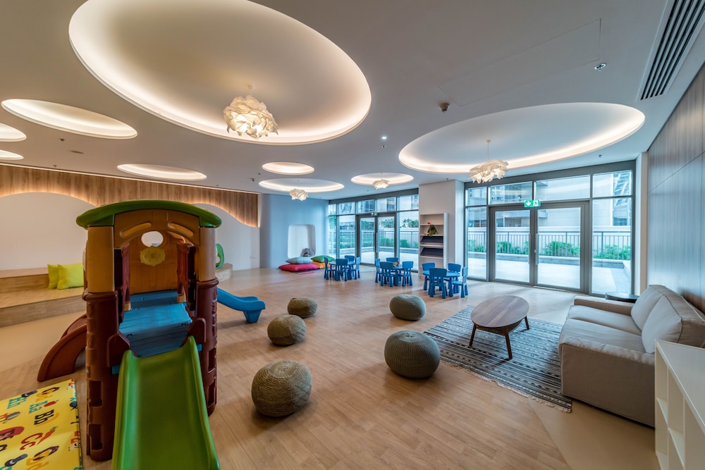 Lux BnB Dubai Creek Residences
