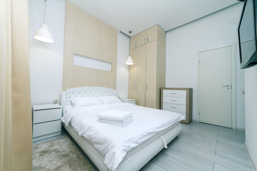 Kyiv Apartments