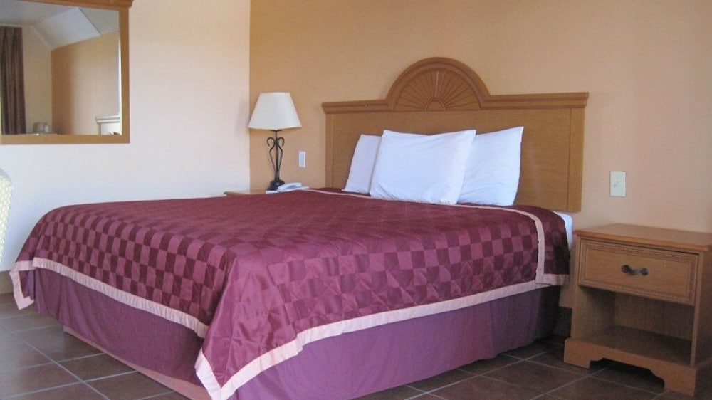 BESTWAY INN view 4