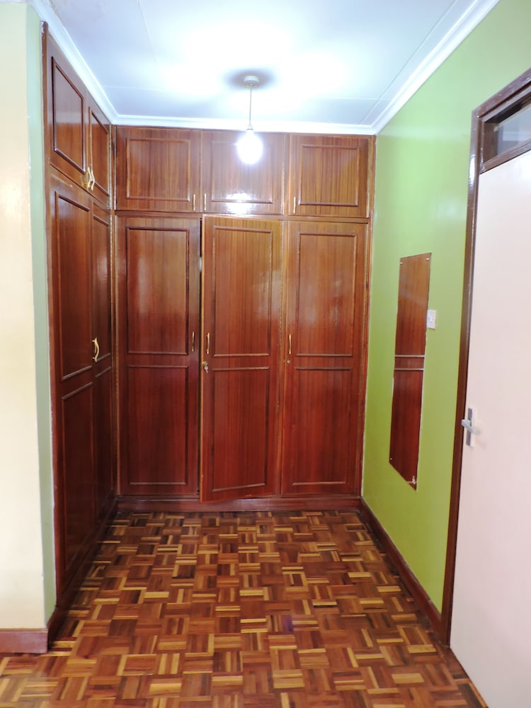 Milimani Backpackers