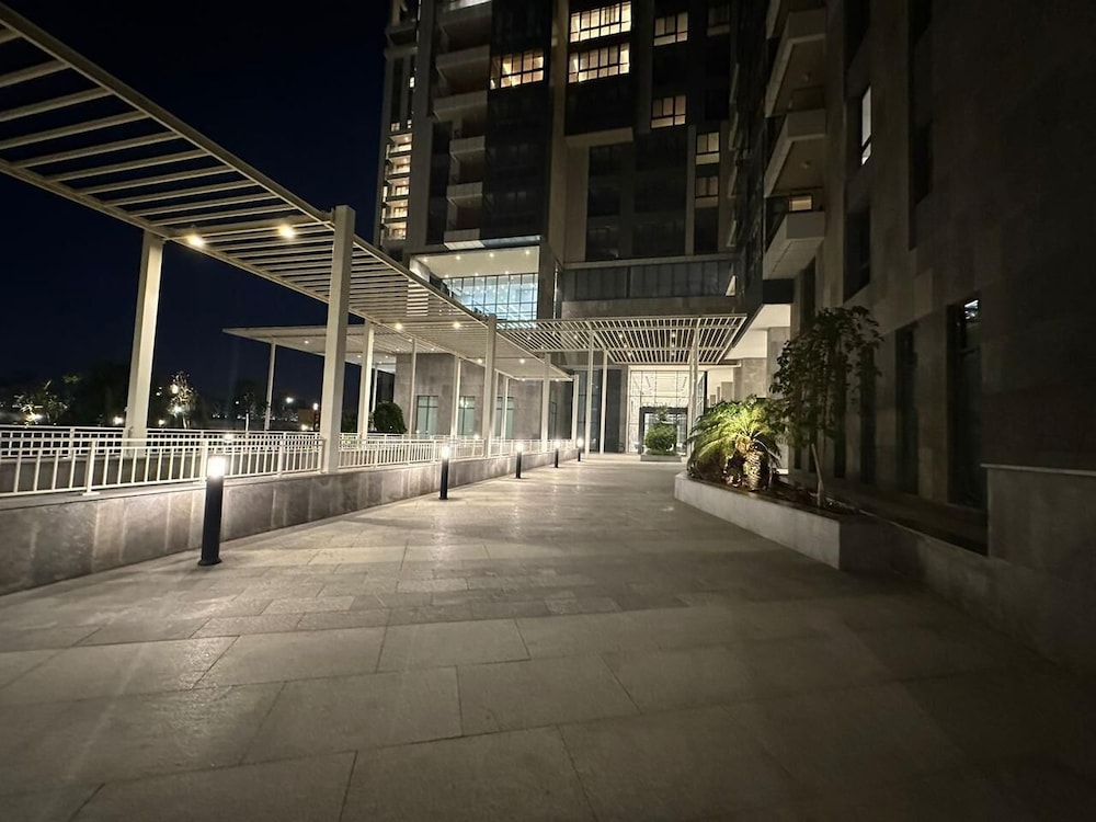 Chic Apartment In Aeon Compound