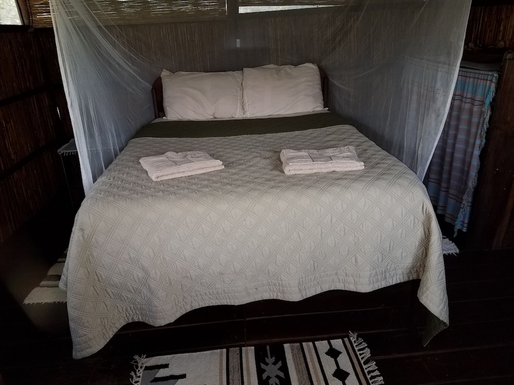 Kavumbu Camp