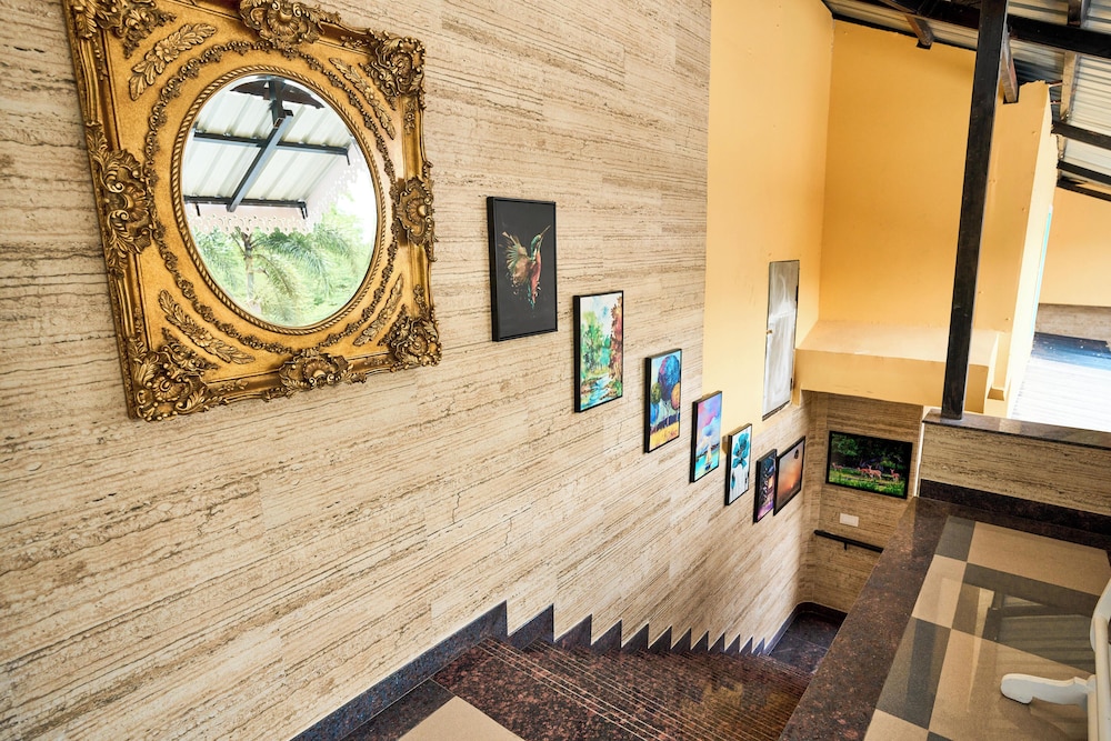 Mayfair Manor Alibag