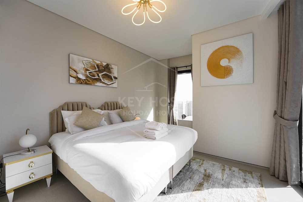 KeyHost - Address Beach Residences