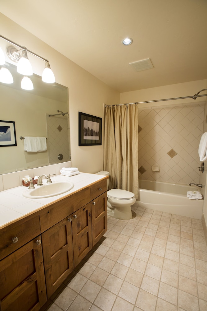 WestWall Lodge - Property Image 108