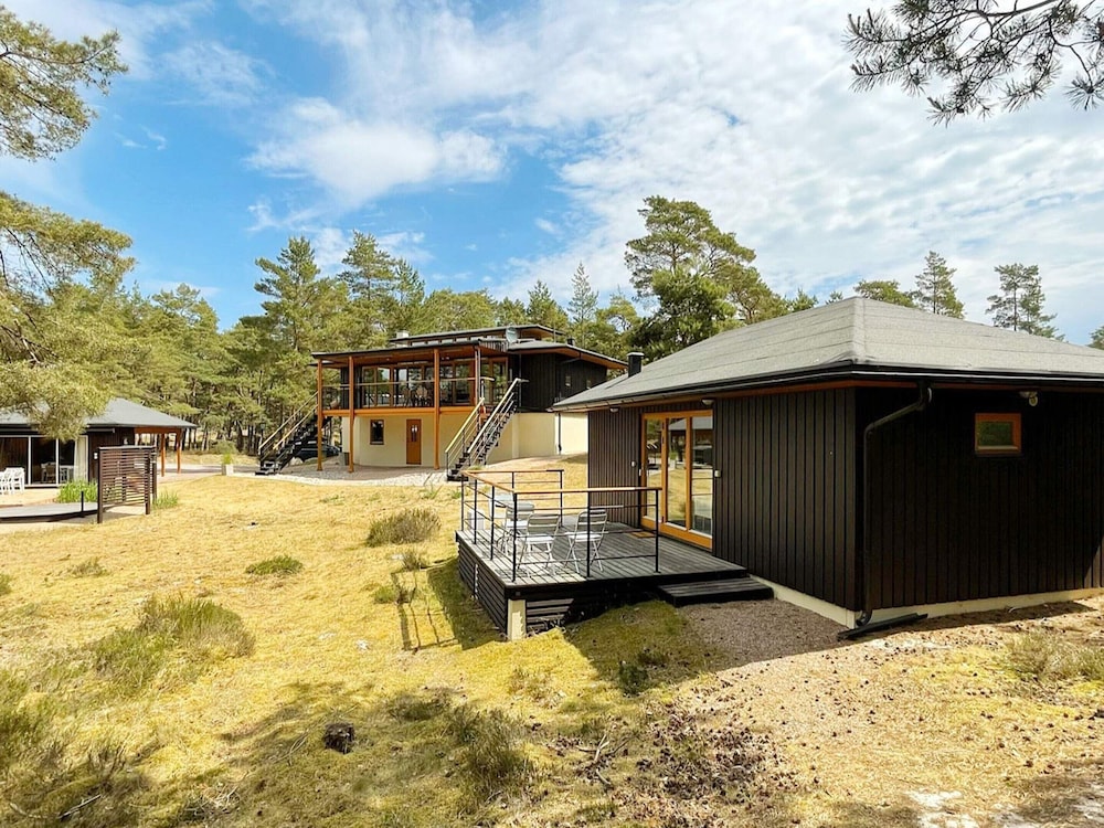 Cozy Cottage Near Beach in Ahus