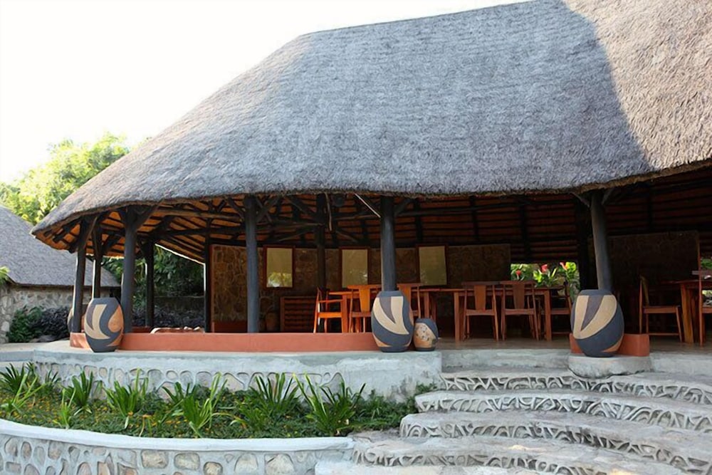 Blue Zebra Island Lodge