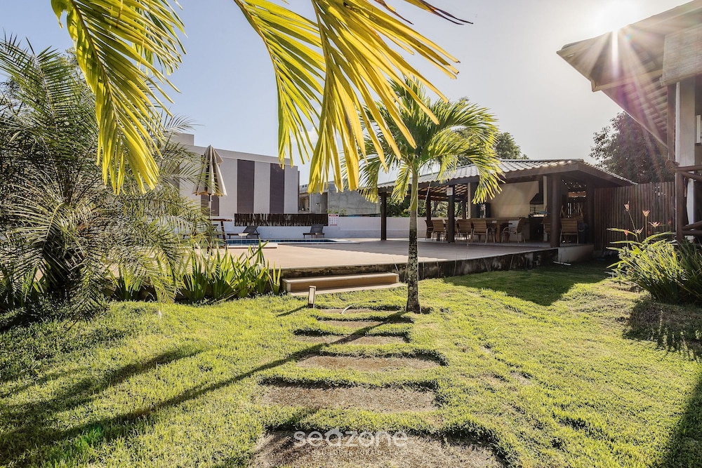 House With a Pool 5 Minutes From the Beach Cmv004