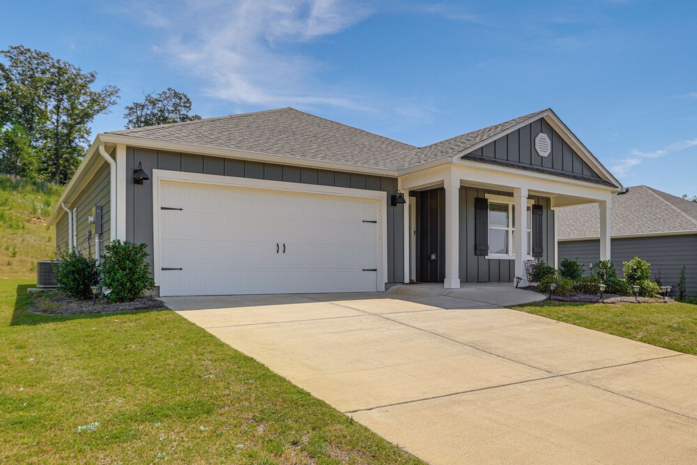 Bama Game Day Base: Newly Built Home Near UA!